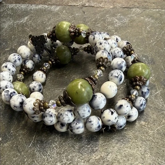 Connemara Marble Rosary Wrap Bracelet w/celtic cross - Picture 6 of 6